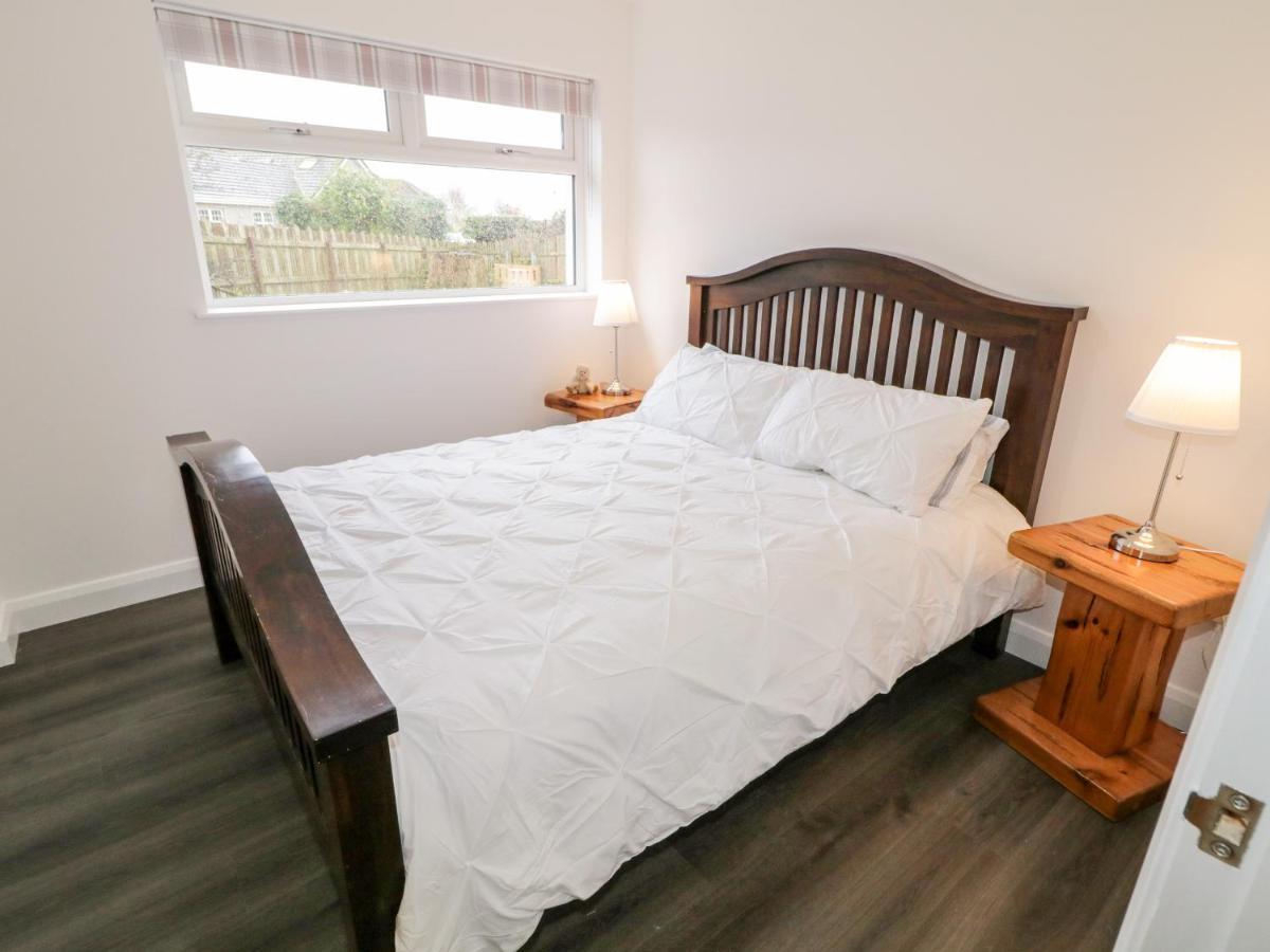 19A Lismenary Road Villa Ballyclare Buitenkant foto